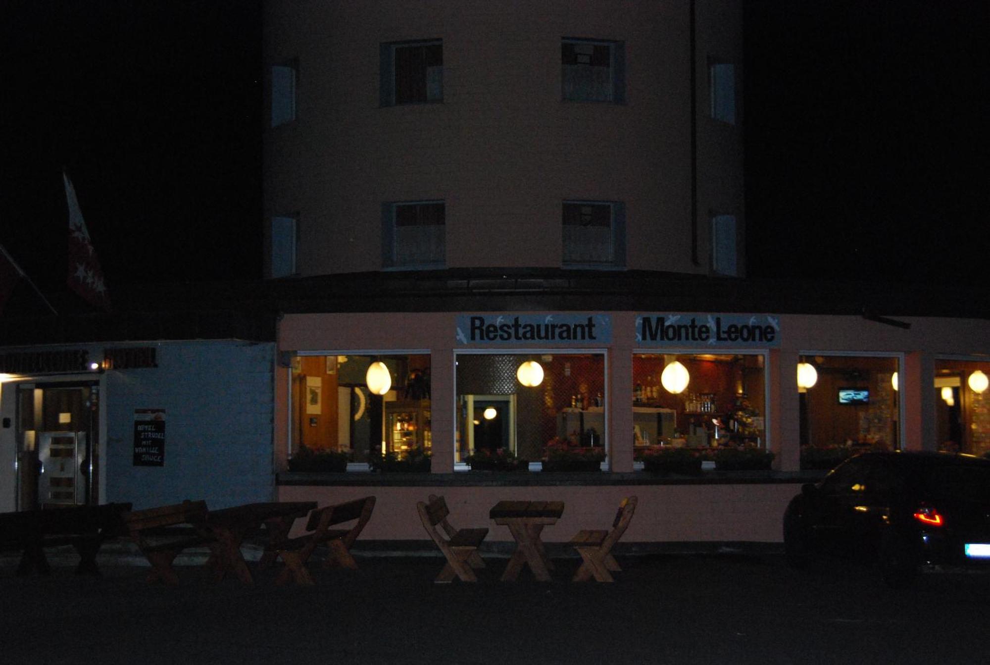 Hotel Restaurant Monte Leone Simplon Exterior photo