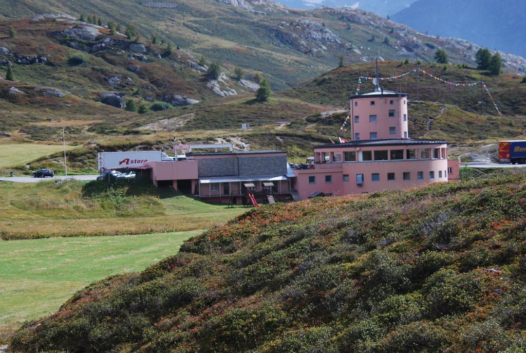 Hotel Restaurant Monte Leone Simplon Exterior photo