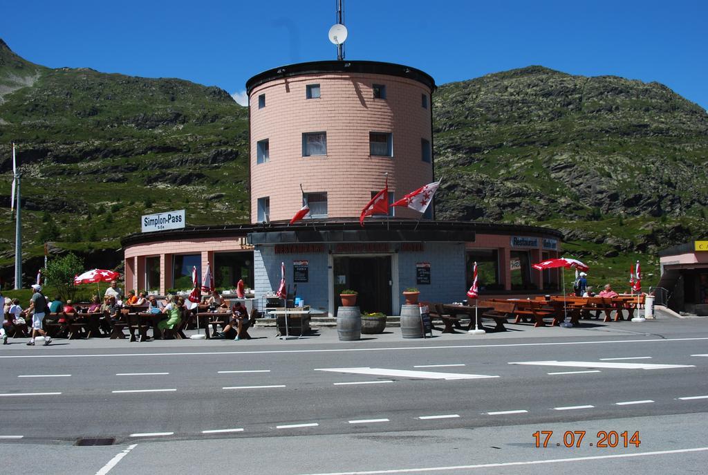 Hotel Restaurant Monte Leone Simplon Exterior photo