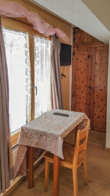 Hotel Restaurant Monte Leone Simplon Exterior photo